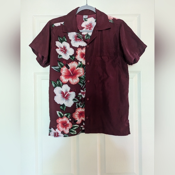 King Kameha | Unisex Burgandy Hawaiian Shirt | Size XS - Picture 1 of 6